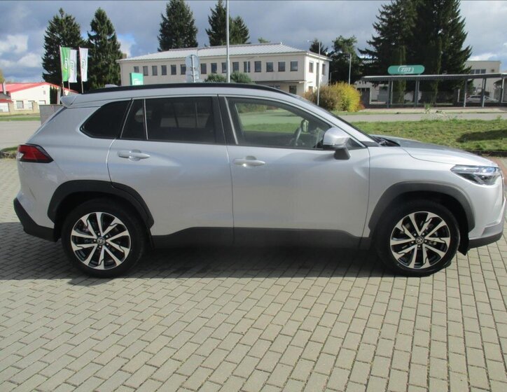 Toyota Corolla Cross 34