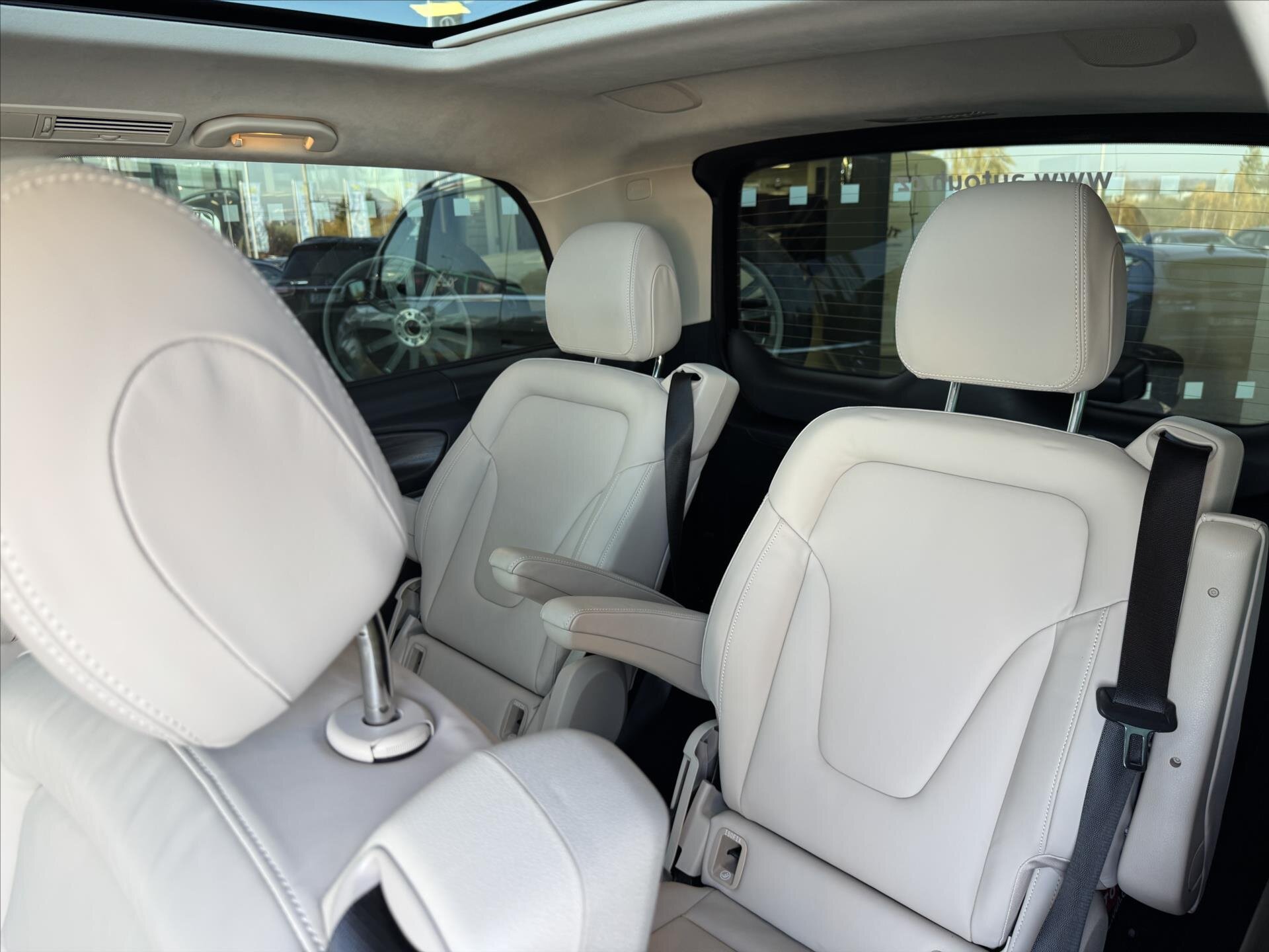 Mercedes-Benz Třídy V VAN-Minibus 2,0 l 140 kw