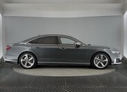 Audi S8 Sedan / Limuzína 4,0 l 420 kw