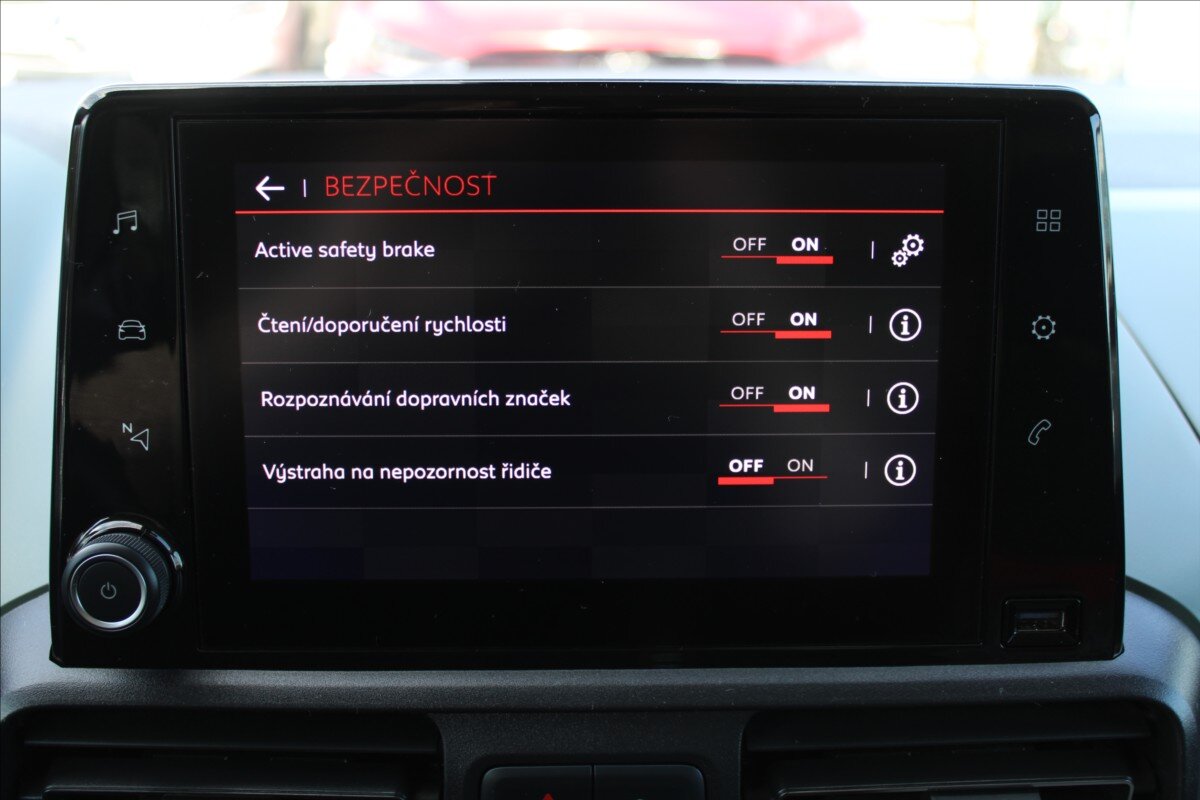 Citroën Berlingo MPV 1,5 l 96 kw