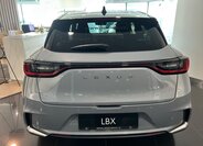 Lexus LBX SUV 1,5 l 100 kw