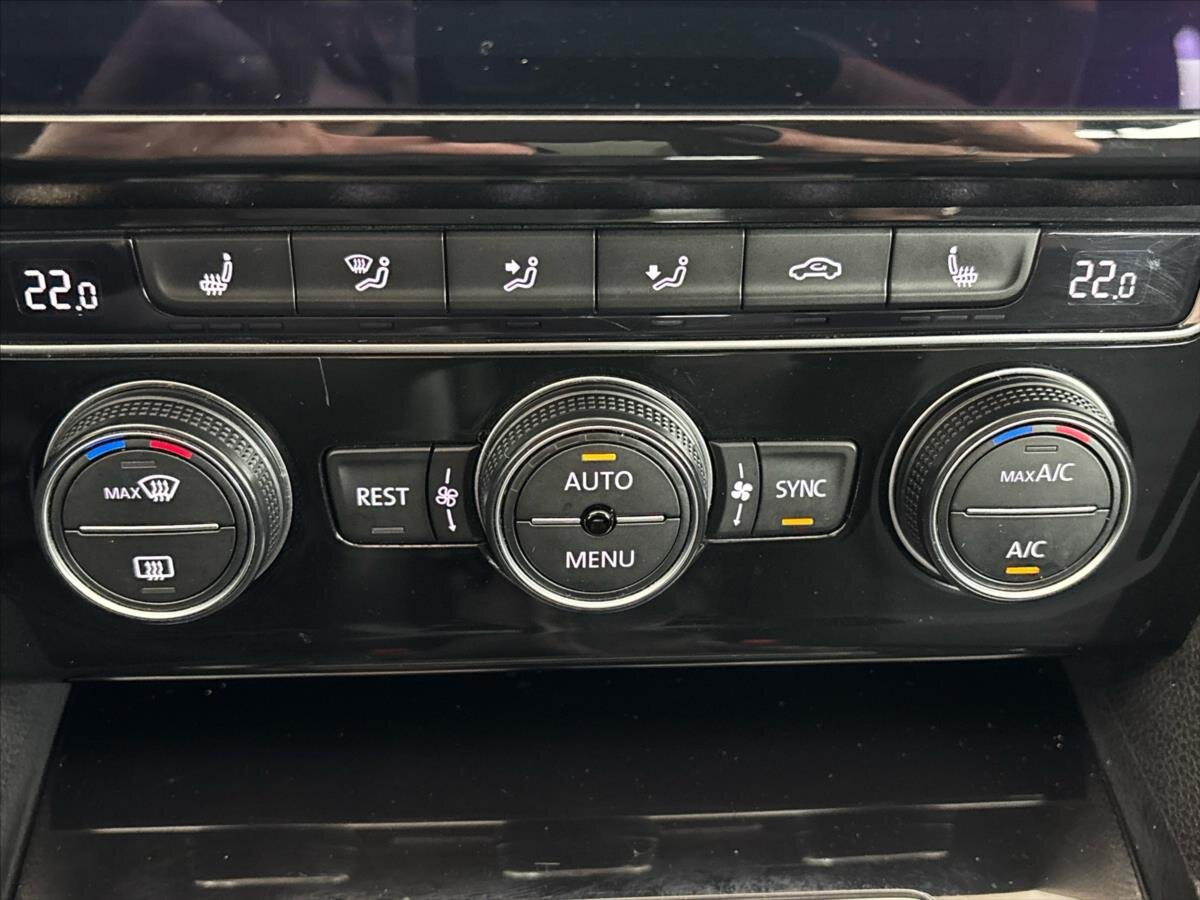 Volkswagen Passat Kombi 2,0 l 110 kw