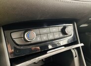 Opel Grandland X SUV 1,2 l 96 kw