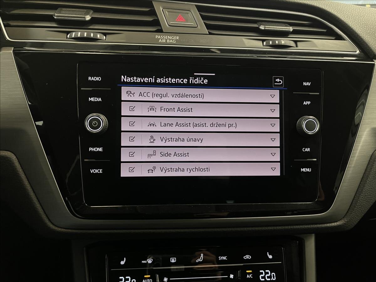 Volkswagen Touran MPV 1,5 l 110 kw