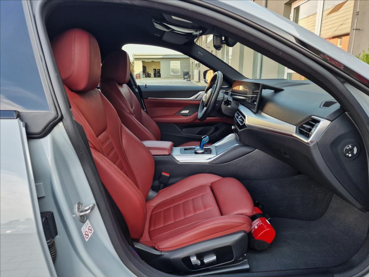 BMW i4 Sedan / Limuzína 0,0 400 kw