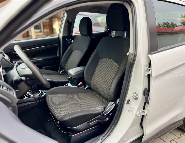 Mitsubishi ASX SUV 1,6 l 86 kw