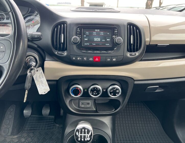 Fiat 500L Hatchback 1,4 l 70 kw