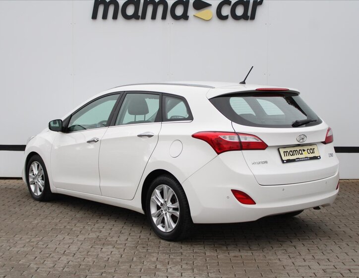 Hyundai i30 Kombi 1,6 l 81 kw