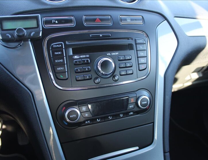 Ford Mondeo Liftback 2,0 l 85 kw