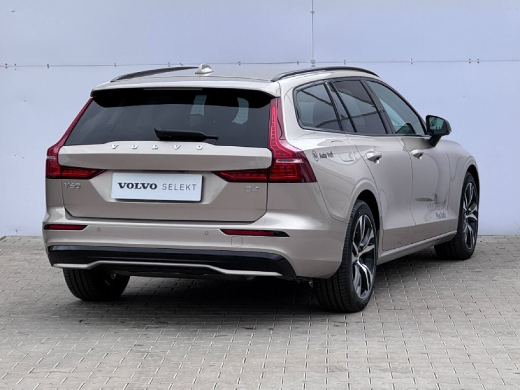 Volvo V60 Kombi 2,0 l 145 kw