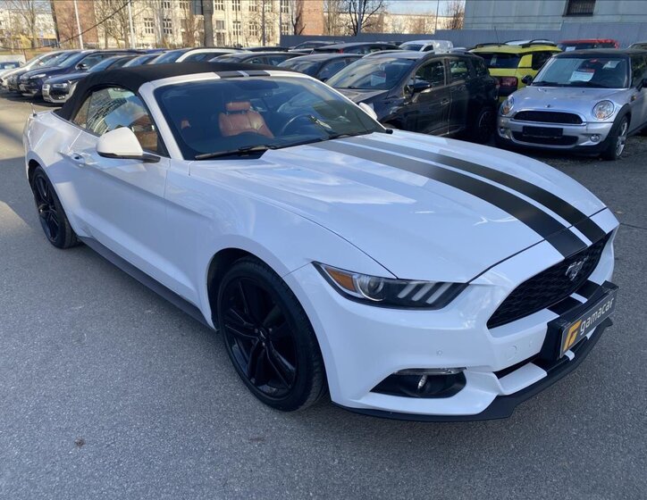 Ford Mustang Kabriolet 2,3 l 233 kw