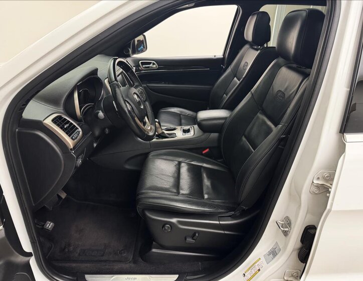 Jeep Grand Cherokee 38