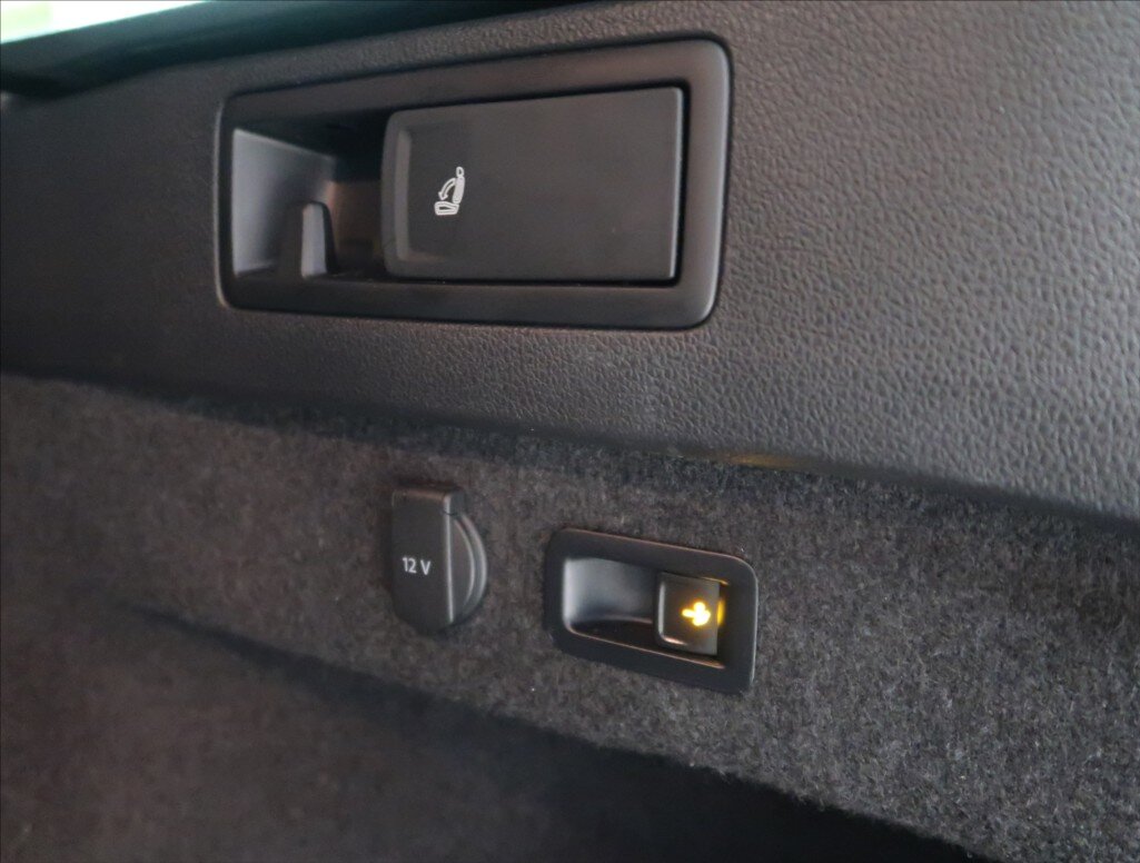 Volkswagen Passat Kombi 2,0 l 147 kw