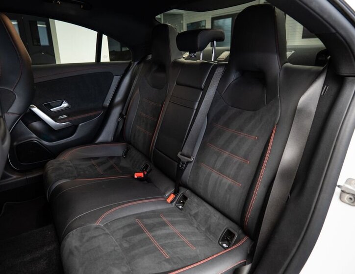 Mercedes-Benz CLA 10