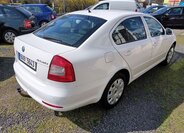 Škoda Octavia Sedan / Limuzína 1,6 l 77 kw