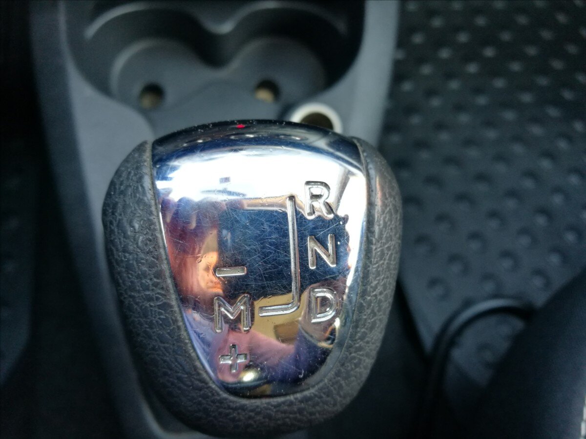 Dacia Logan Kombi 898,0 66 kw