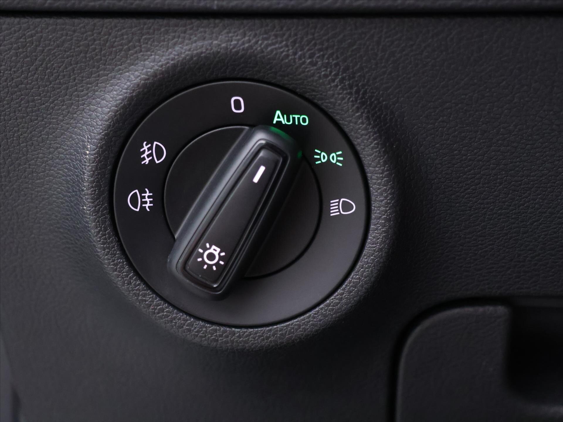 Škoda Karoq SUV 2,0 l 110 kw