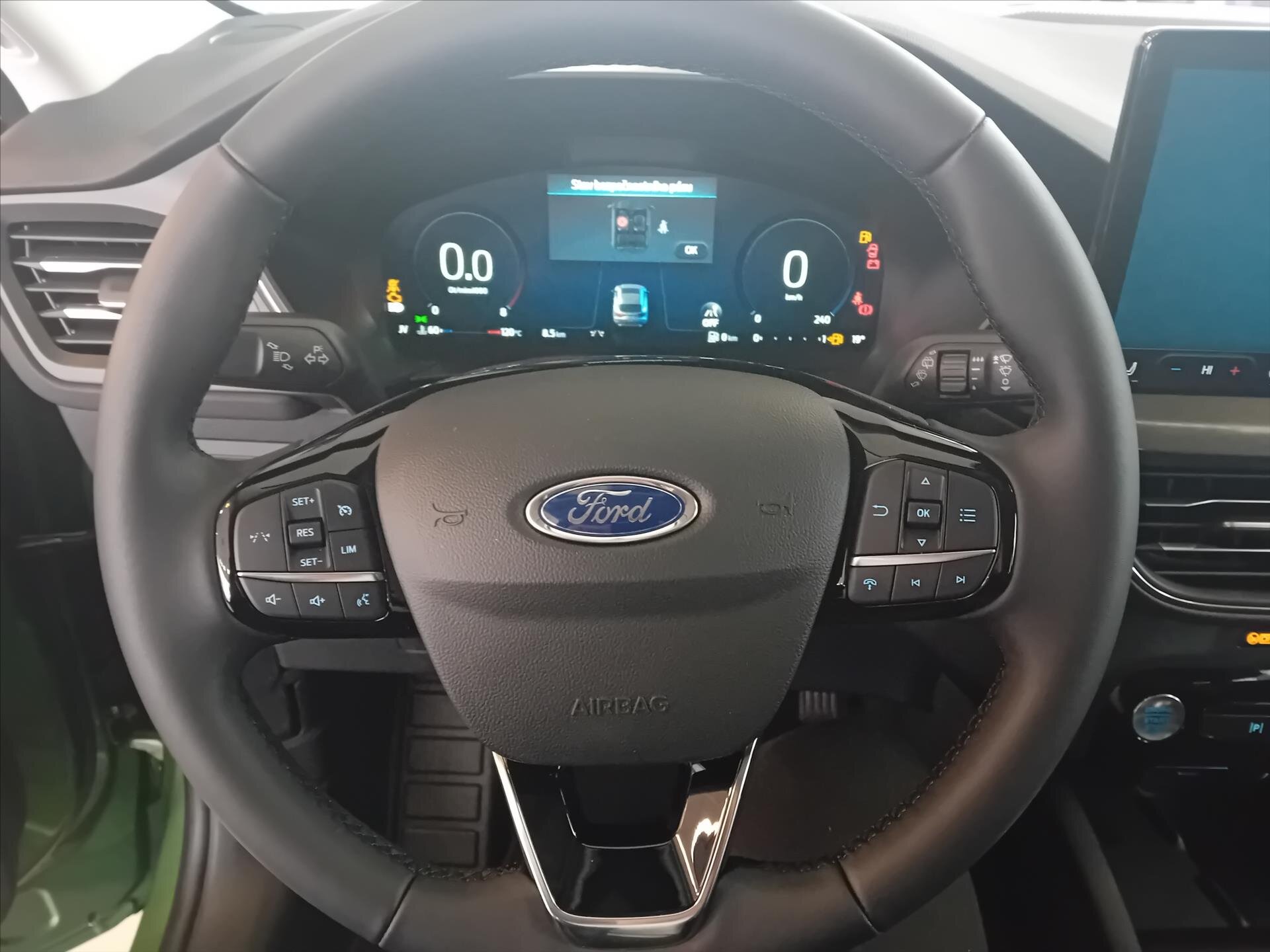 Ford Kuga SUV / Terénní 1,5 l 110 kw