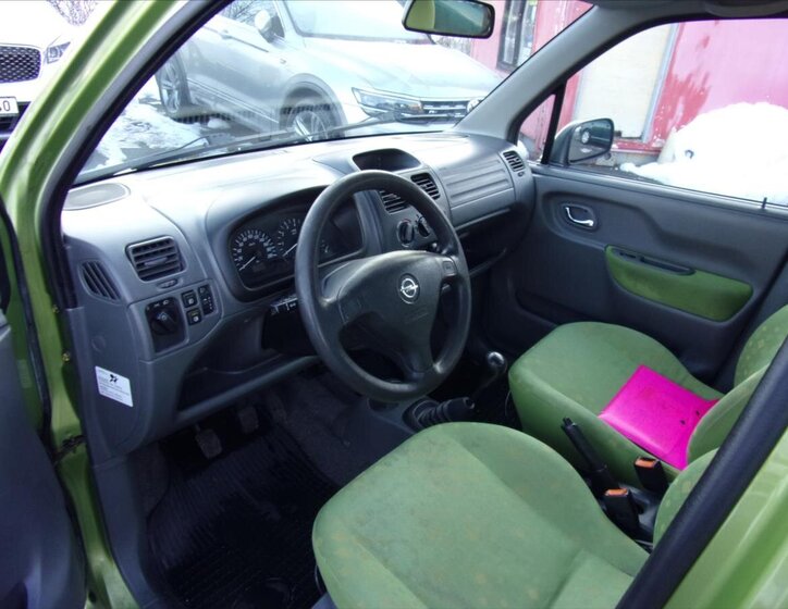 Opel Agila Kombi 973,0 43 kw