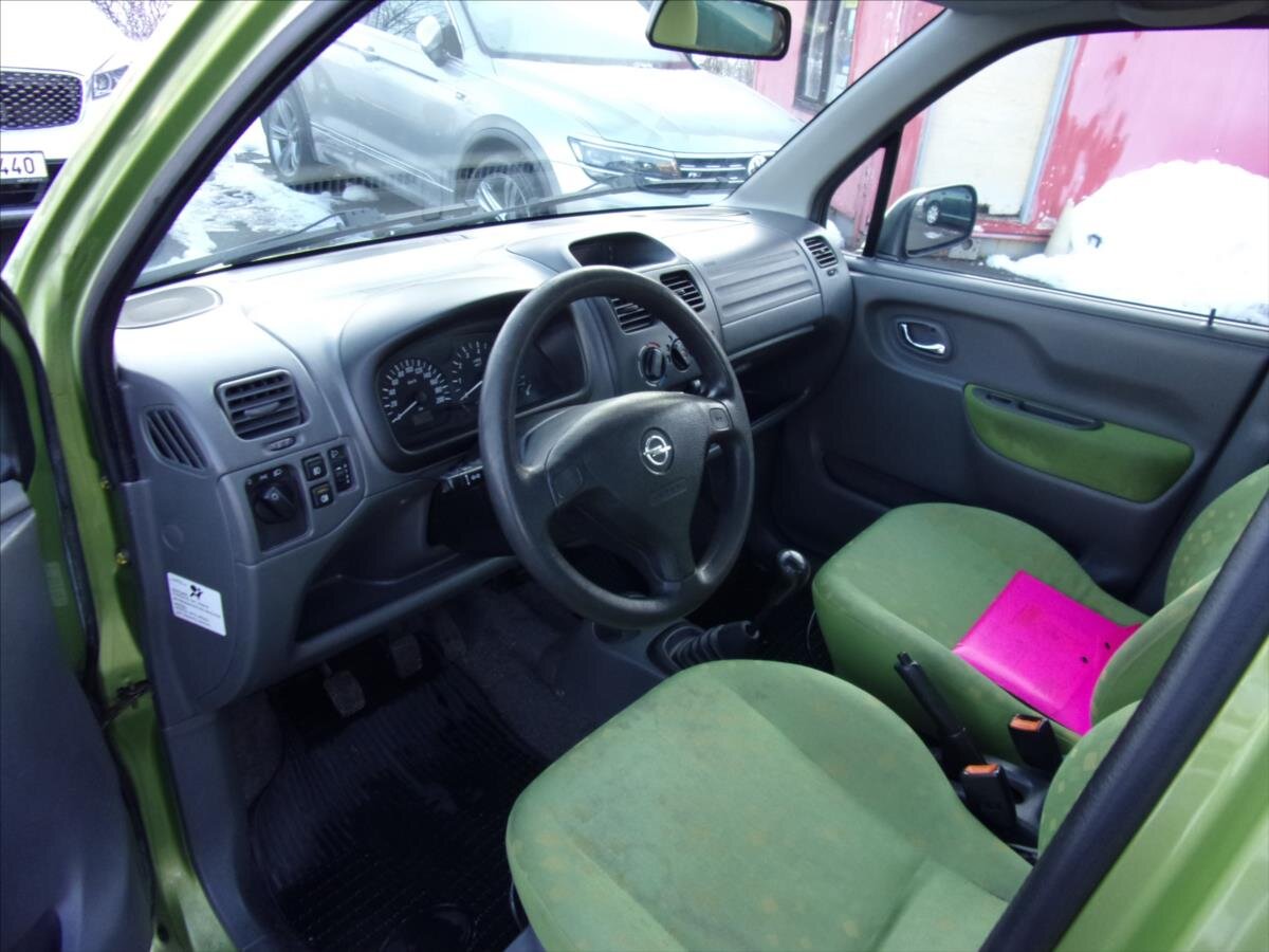 Opel Agila Kombi 973,0 43 kw