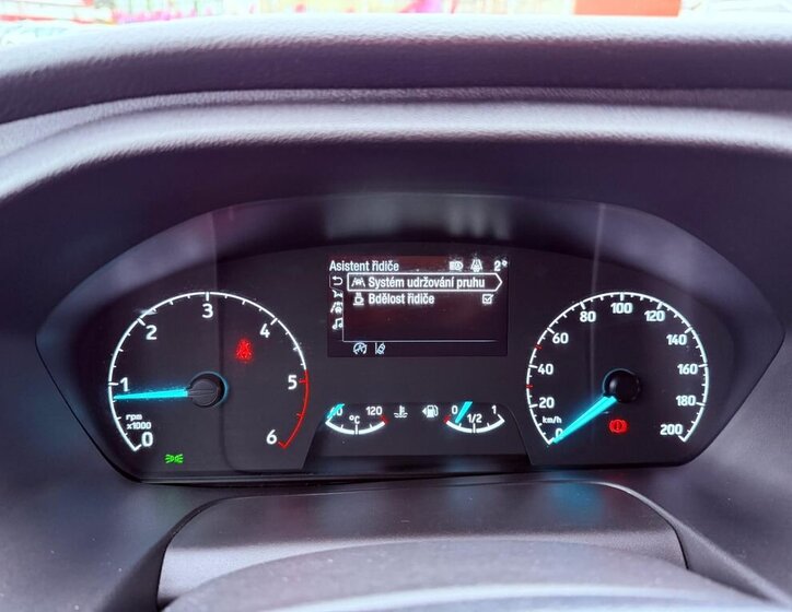 Ford Tourneo Custom 18