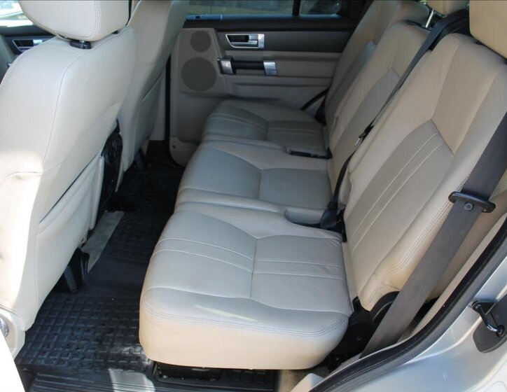 Land Rover Discovery SUV / Terénní 3,0 l 155 kw