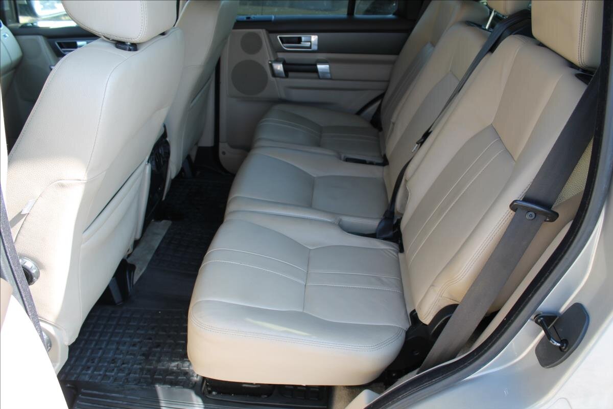 Land Rover Discovery SUV / Terénní 3,0 l 155 kw