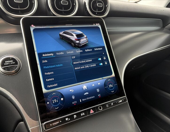 Mercedes-Benz GLC SUV / Terénní 2,0 l 145 kw