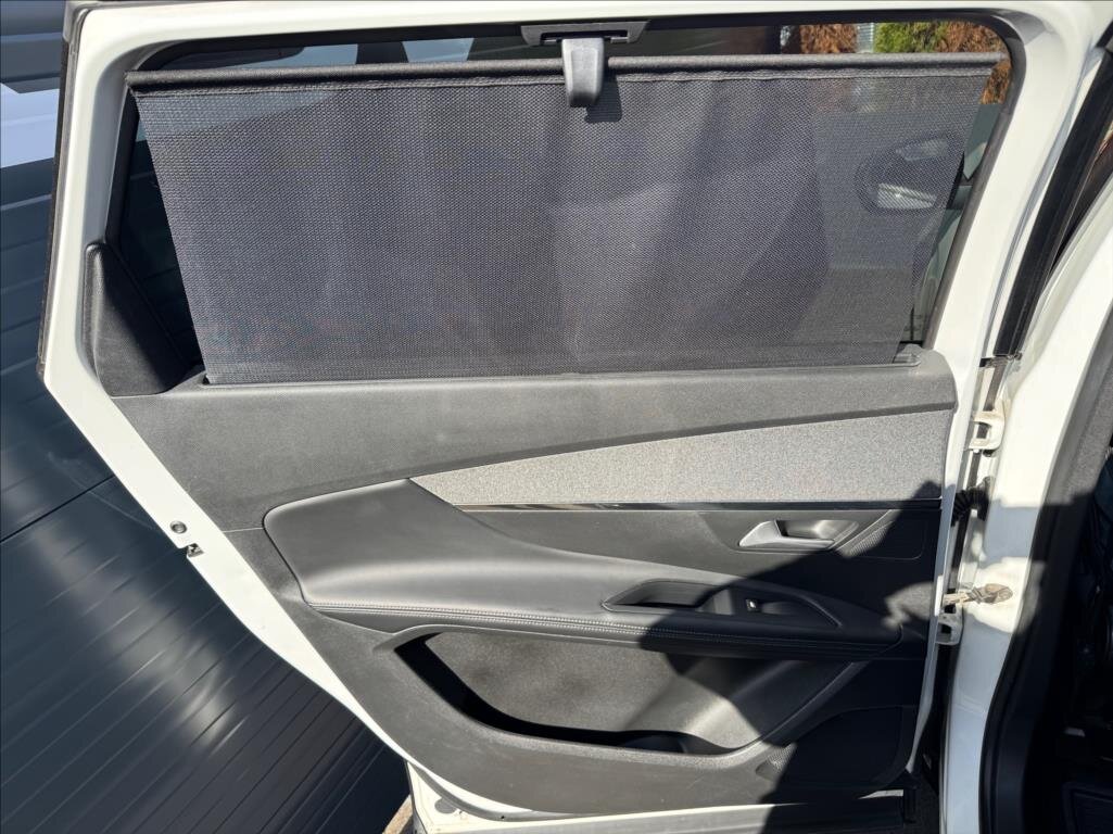 Peugeot 5008 SUV / Terénní 2,0 l 110 kw