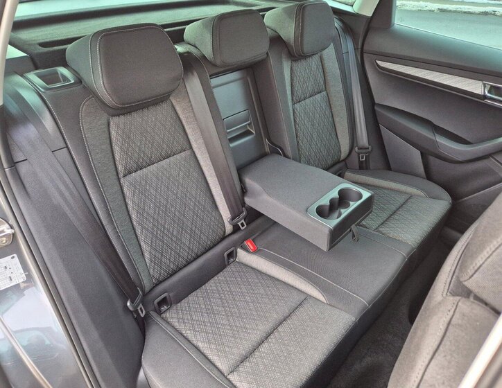 Škoda Karoq SUV 1,5 l 110 kw