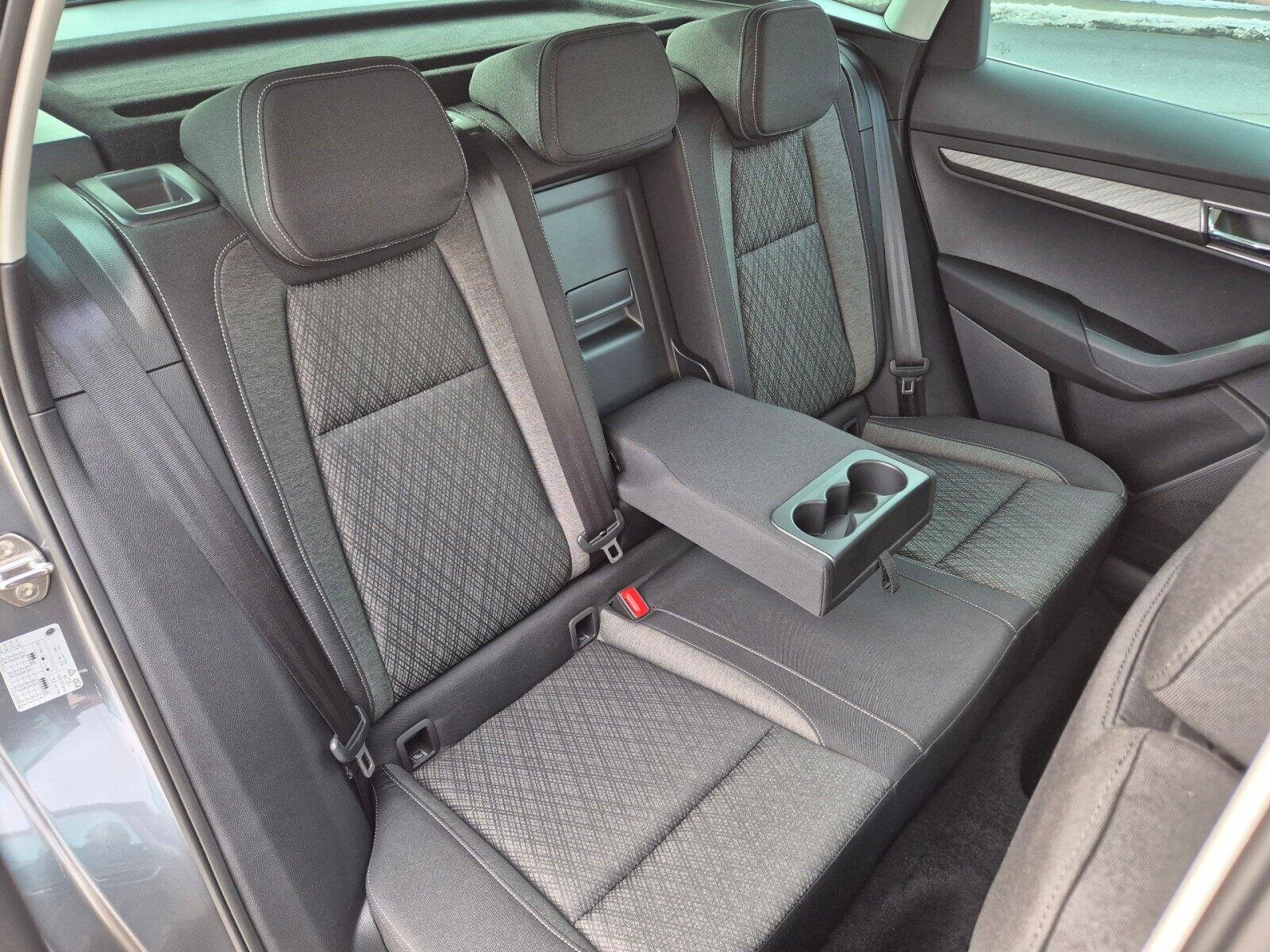 Škoda Karoq SUV 1,5 l 110 kw