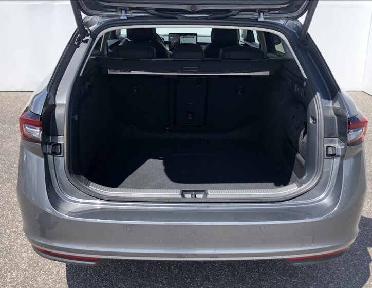 Škoda Superb Kombi 2,0 l 110 kw