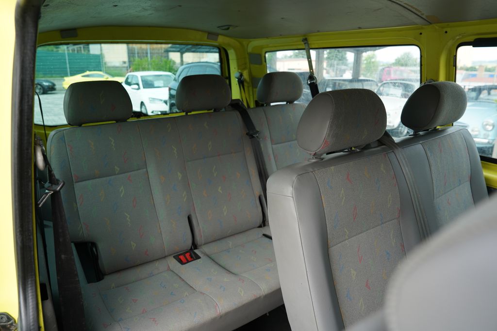 Volkswagen Caravelle