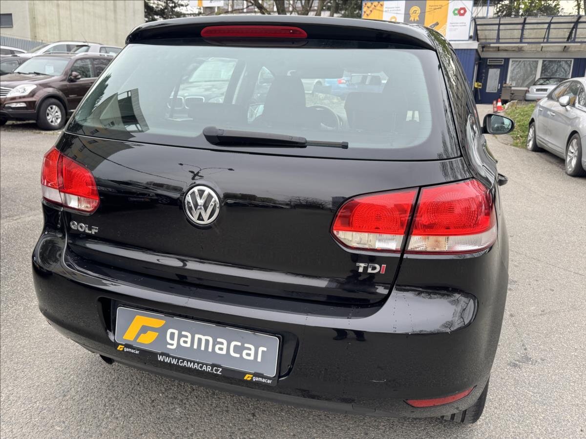 Volkswagen Golf Hatchback 1,6 l 77 kw