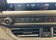 Volkswagen Caravelle 12