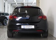 Opel Astra Kombi 2,0 l 118 kw