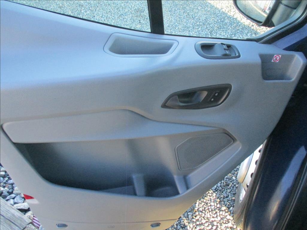 Ford Transit Valník 2,0 l 125 kw