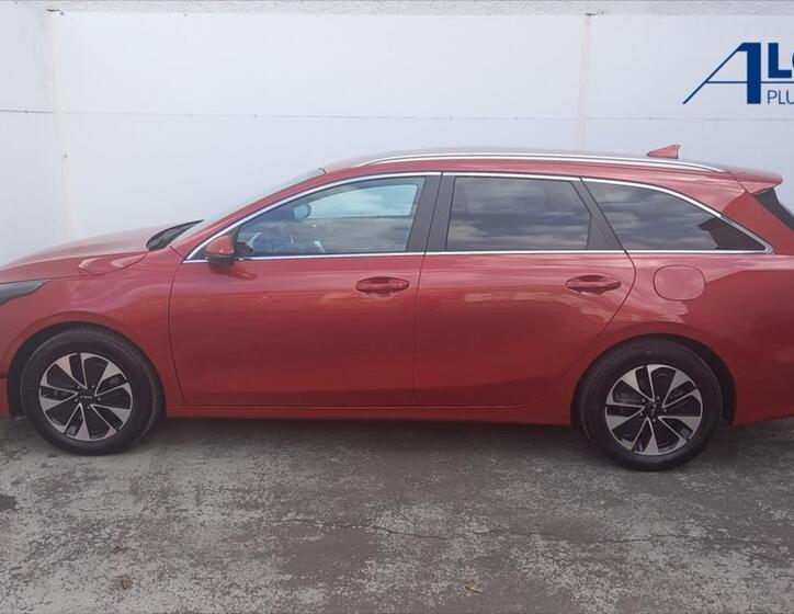 KIA Ceed 4