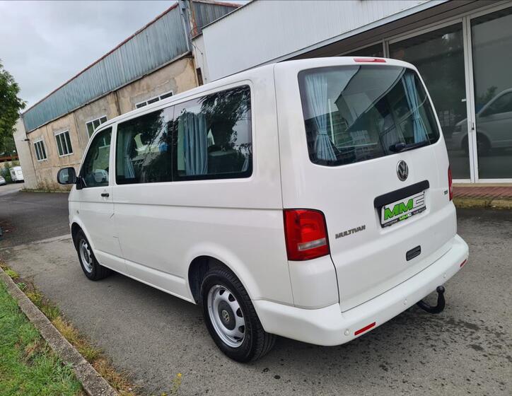 Volkswagen Multivan 6