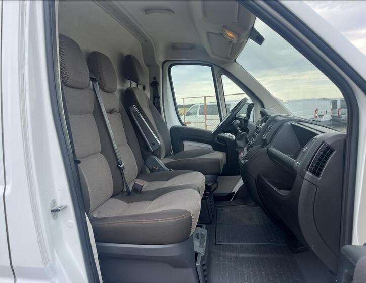Peugeot Boxer 11