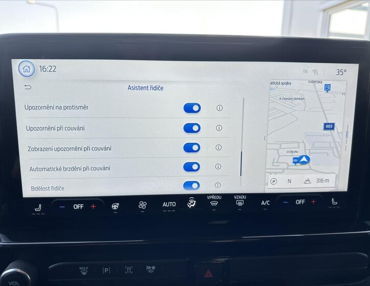 Ford Tourneo Custom 41