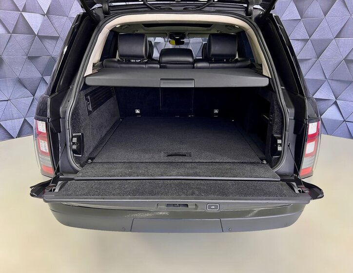 Land Rover Range Rover SUV / Terénní 4,4 l 250 kw