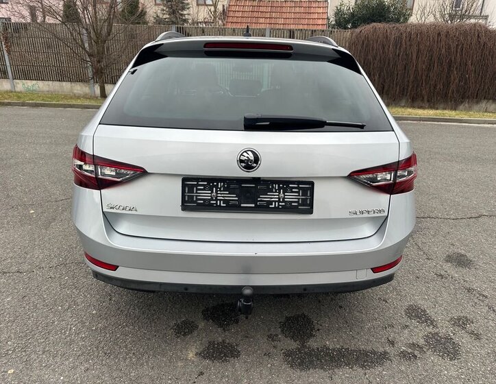 Škoda Superb Kombi 2,0 l 110 kw