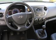 Hyundai i10 12