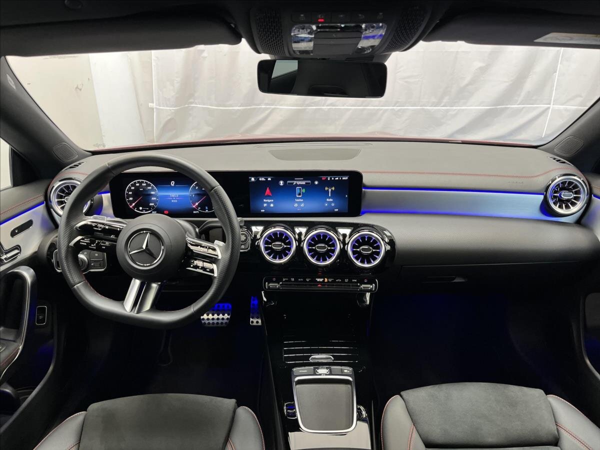 Mercedes-Benz CLA Kombi 2,0 l 110 kw