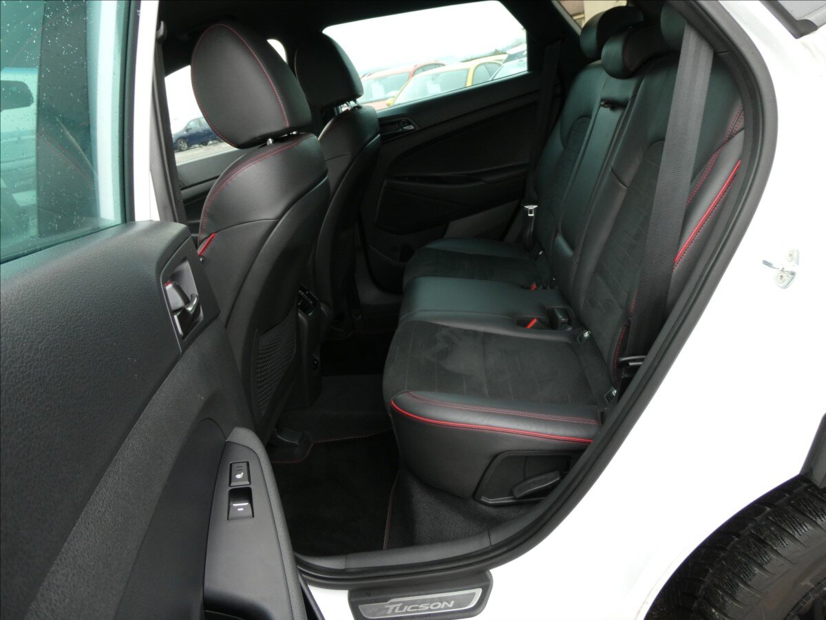 Hyundai Tucson SUV 1,6 l 100 kw