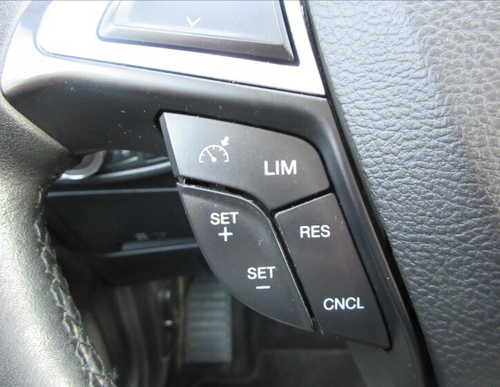 Ford Galaxy Kombi 2,0 l 154 kw