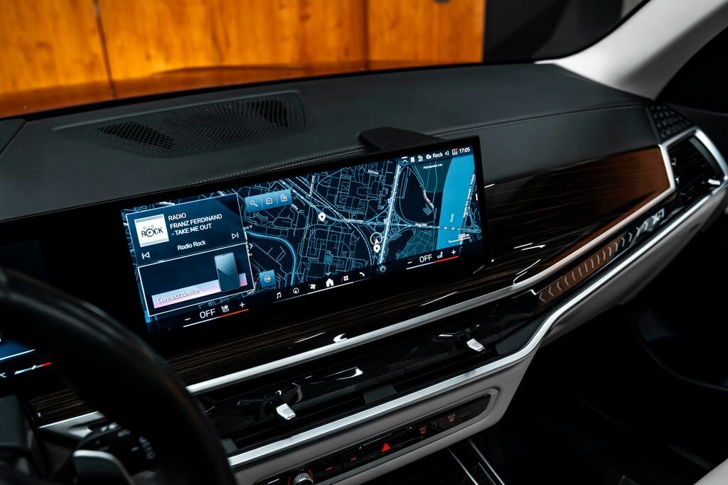 BMW X7 SUV / Terénní 3,0 l 280 kw