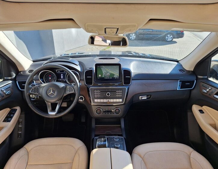 Mercedes-Benz GLS SUV 3,0 l 190 kw