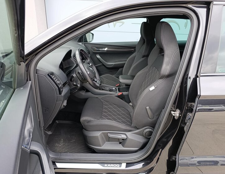 Škoda Karoq SUV / Terénní 1,5 l 110 kw